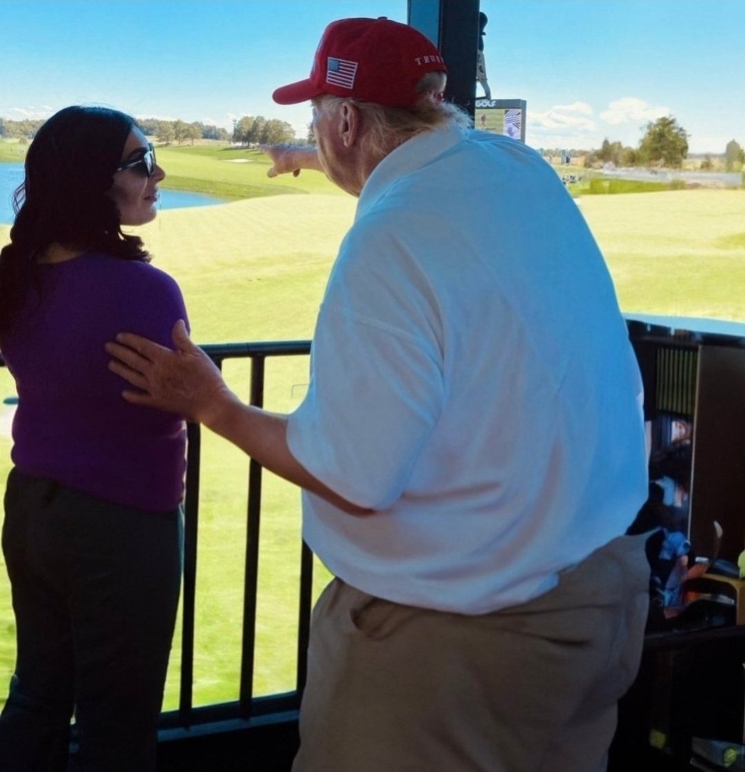 theliamnissan's tweet image. BREAKING NEWS: TRUMP MEETS LAURA LOOMER