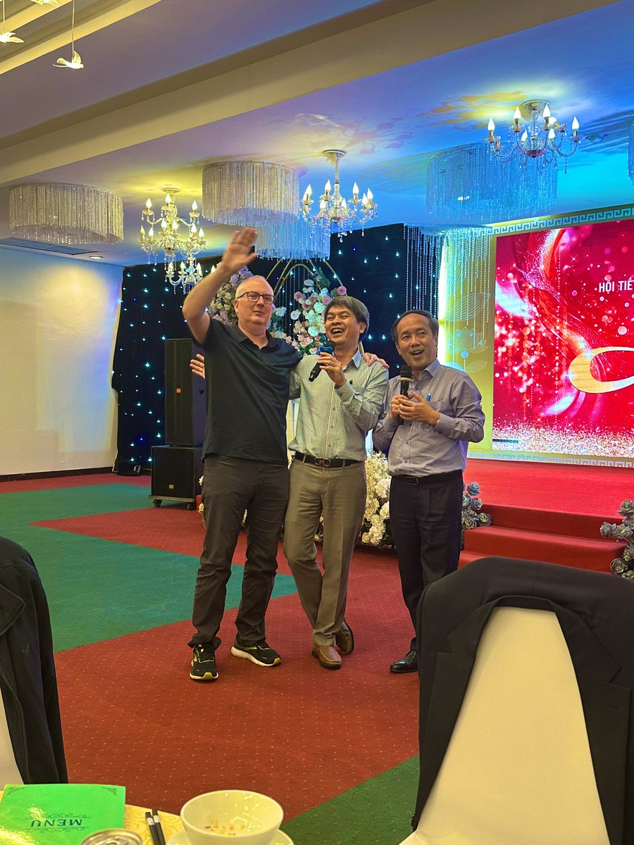 What an end to our <a href="/VCUUrology/">VCU Urology</a> week, visiting our Urologic colleagues in #huevietnam! Fantastic exchange and great cases. All three hospitals. Even <a href="/LanceHampton42/">Lance Hampton</a> killing it with karaoke. A sincere thanks to our hosts.
