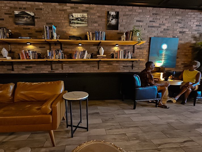 The weekend is almost here! Whether you’re grinding through work, studying, or just need a reset, Day 6 Sugar Land is your oasis ☕️✨