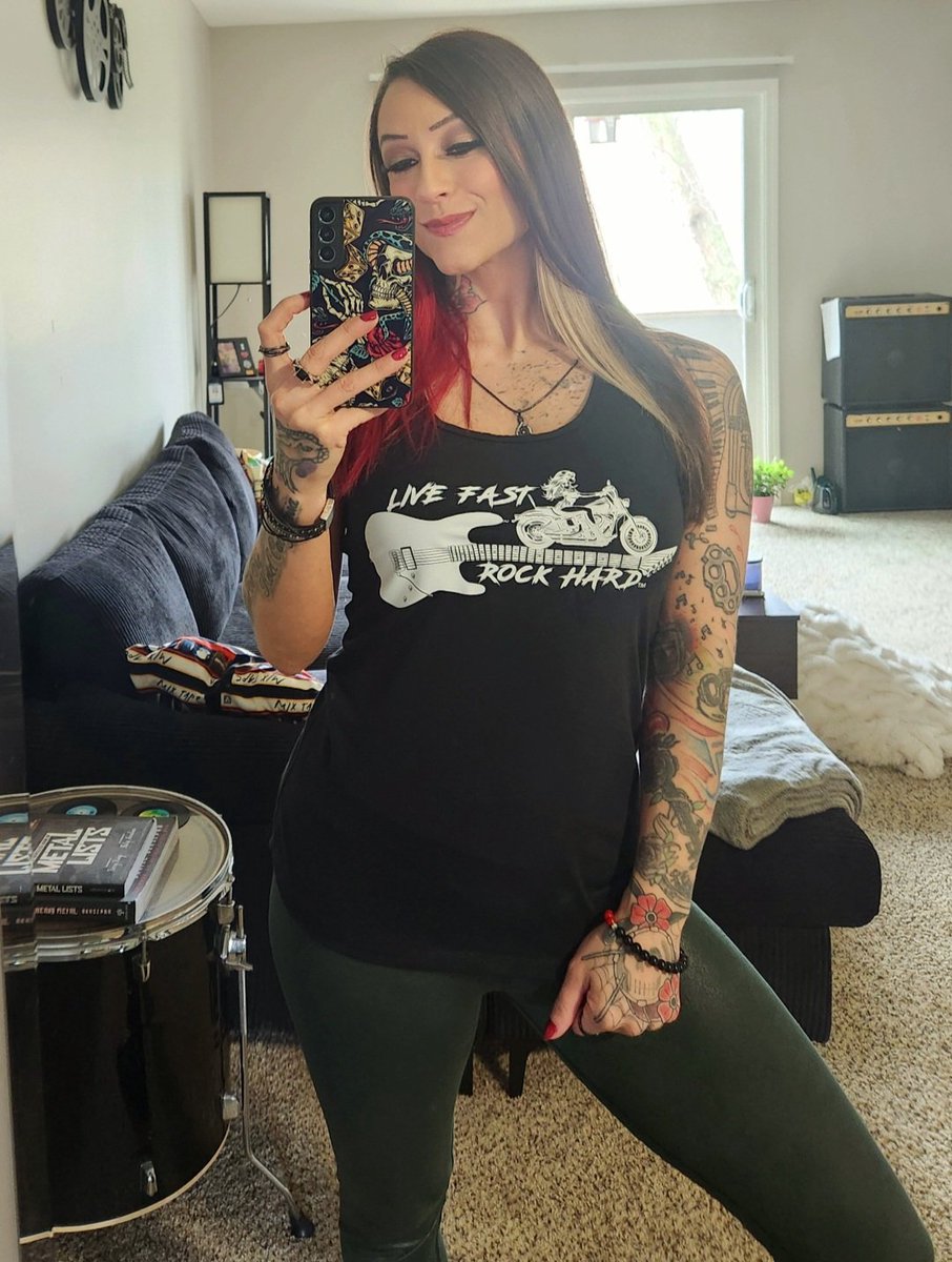 CallieJaneModel's tweet image. livefastrockhard.com ❤️‍🔥🤘☠️