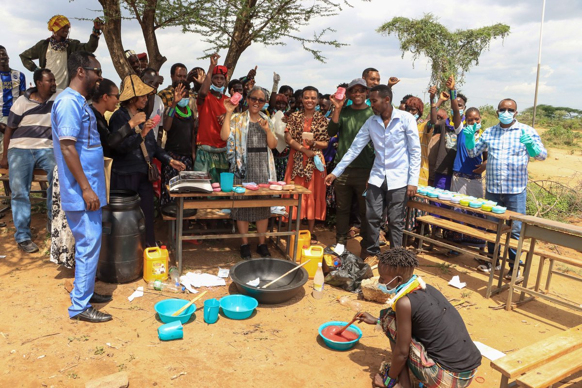 Haile_Roman's tweet photo. HRF leadership, including former First Lady ofπͺπΉ H.E. Roman Tesfaye, visited the YES Project in Southern Ethiopia, engaging with participants & observing hands-on activities in #AloeVera soap production, #smallruminant rearing, & #beehive sub-sectors. https://t.co/B1WPYF0m5A https://t.co/JRVwpmO2bI