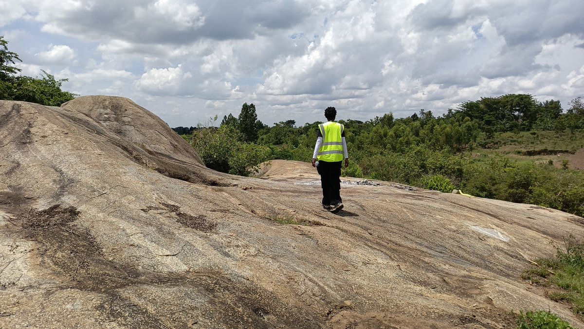 We help clients analyze rocks, minerals, and soil through geotechnical investigations, volumetric analysis, and mineral exploration—providing data-driven insights for better decision-making. 
Call:
+256770836731
 #rockanalysis  #geology #mining #construction #testing #XRFanalysis