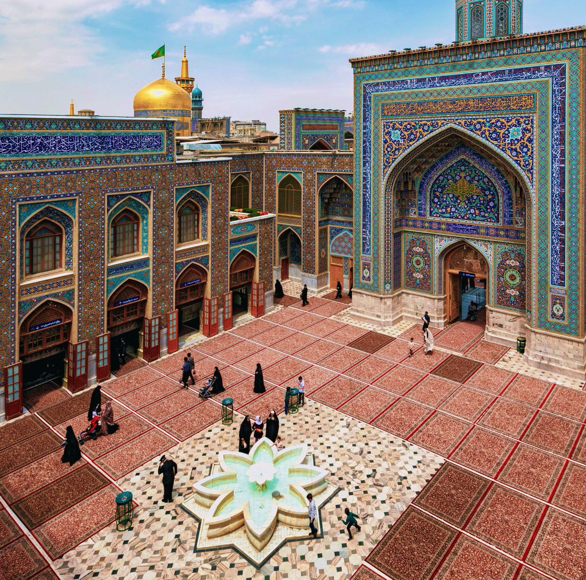 "يَا سَرِيعَ الرِّضَا، بِحَقِّ عَلِيِّ بْنِ مُوسَى الرِّضَا.."