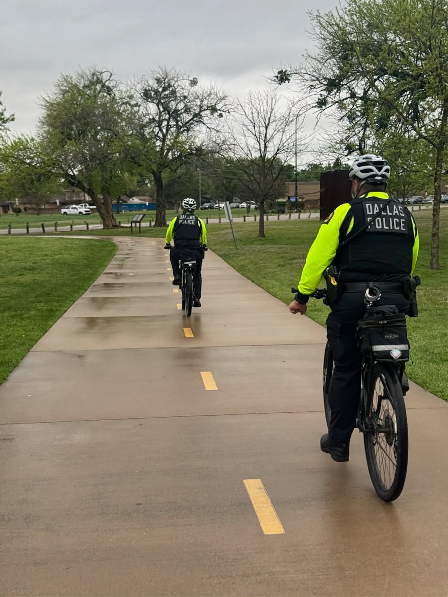 Southwest NPOs were on bike patrol today at Kiest Park, Kiest/Polk, Lake Cliff Park and Bishop Arts.