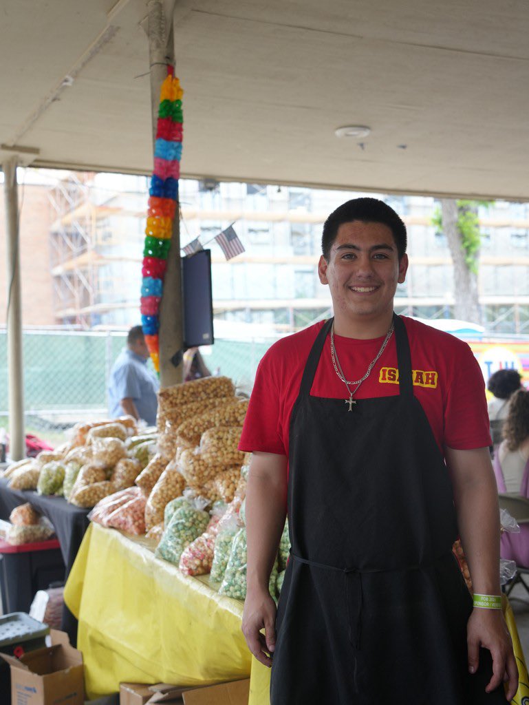 StMarysU's tweet image. Throwback Thursday to last year's Homecoming week! What are you most looking forward to for this year’s homecoming festivities, Rattlers? #SpiritThursday #ThrowbackThursday