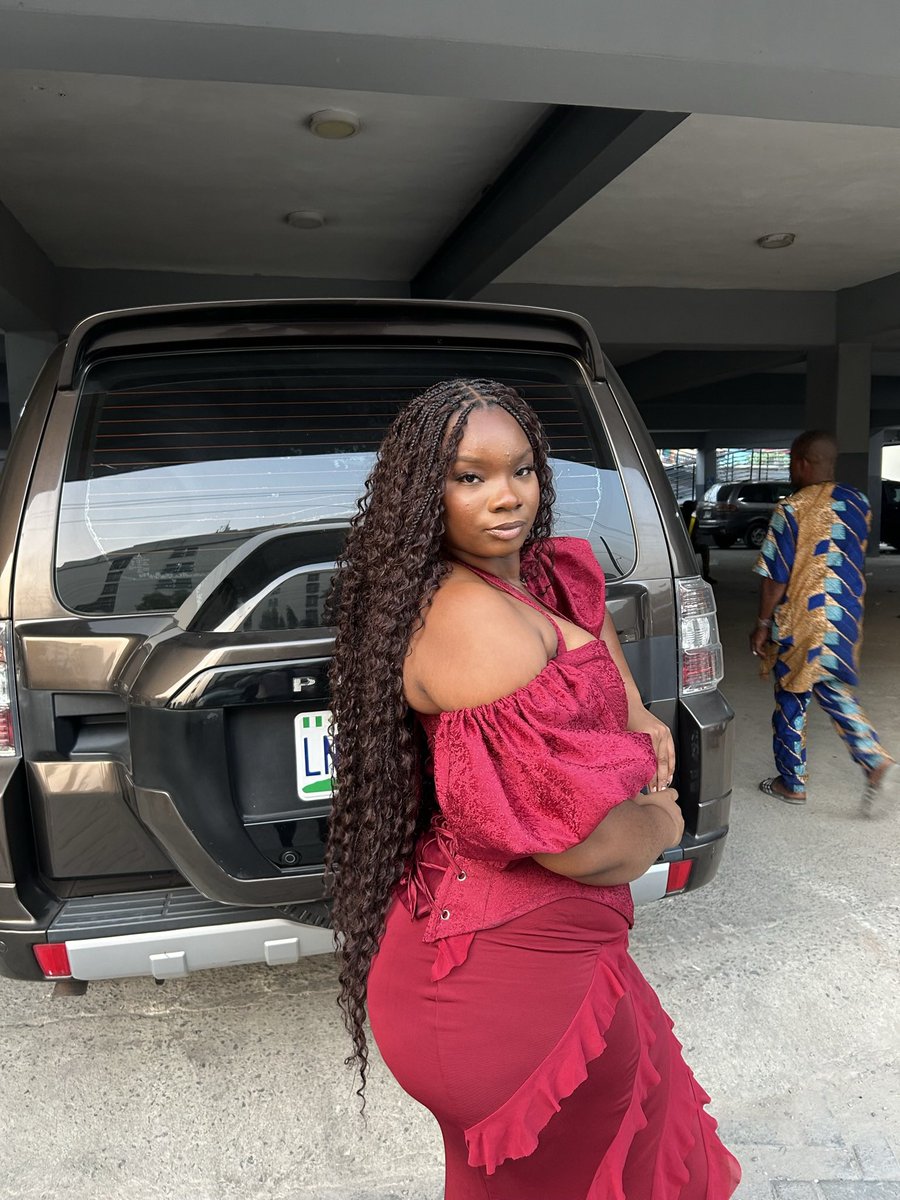 tosyn__'s tweet photo. Belle™️ https://t.co/8EFgrOcixk