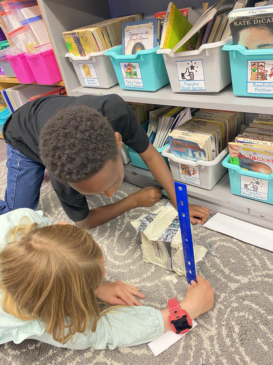 STEMTania's tweet image. What a great morning of STEM learning @VaughanRockets! Lots of speaking, listening, reading, and writing, as students collaboratively solved problems. #STEMCobb #DoingDrivesLearning