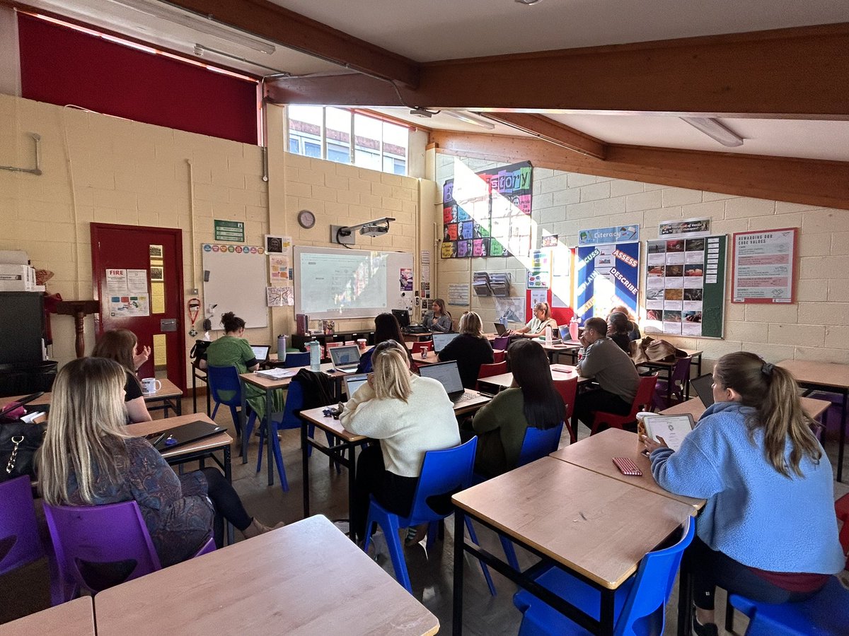 MsHand21's tweet photo. Huge thanks to Ian and Shannon who presented at our AI inspired TeachMeet this afternoon✨📕💻  We had some interesting conversations around AI with some tea and treats. Collaboration at its finest🎉 @FingalCC https://t.co/GOtpn0Gkds