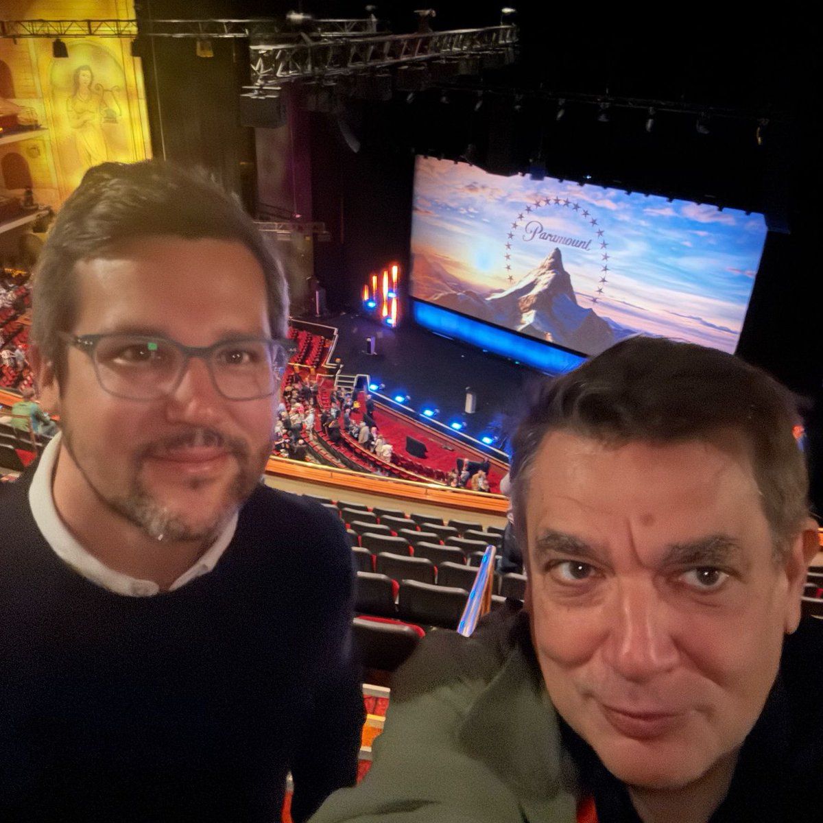 Presentación mundial del Tráiler de Impossible Mission: The Final Reckoning.
Con Pepón (Tom Cruise se acaba de ir).
En #CinemaCon en Vegas.
<a href="/Cinemascomics/">Cinemascomics</a>