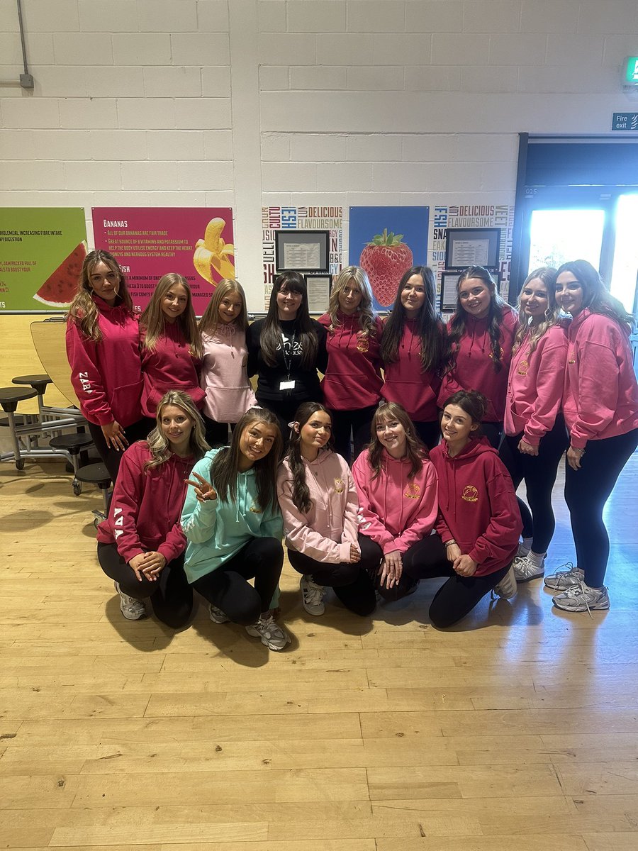 Miss Fullard tweet media