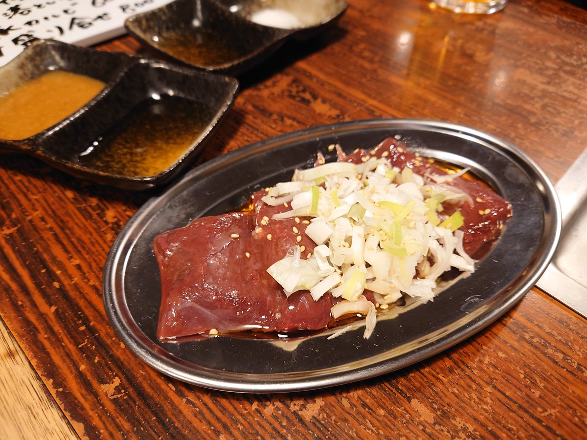 GtUwtIQHXlwlDQH's tweet photo. 成田・焼肉ZabutoN(ザブトン)。
焼き、刺し、ジンギスカン全部イケてた。
#成田 #三里塚 #焼肉 #ジンギスカン #ZabutoN #焼肉zabuton https://t.co/GhtVZqjTV7