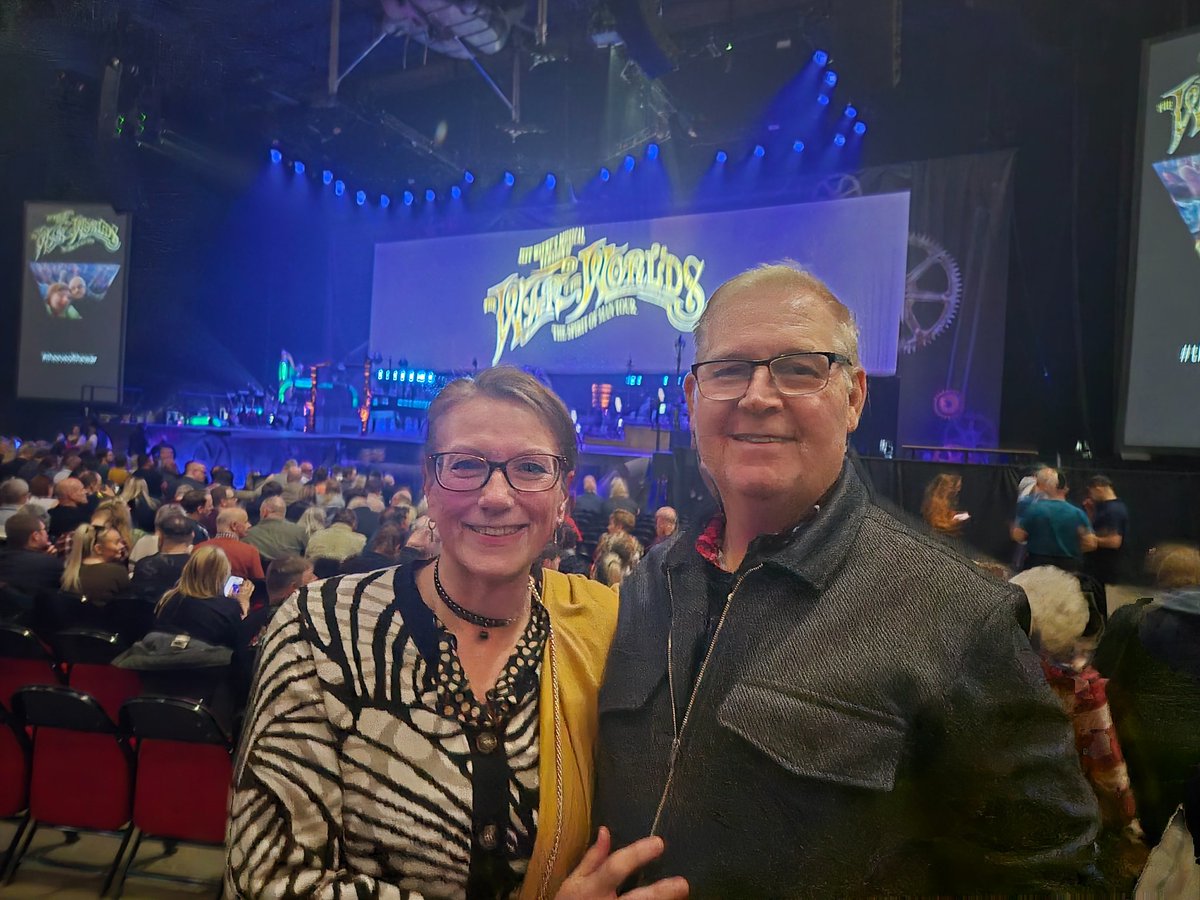 #theeveofthewar
Fourth visit to see the Martians 😀