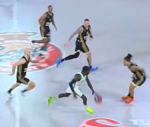 - Μπαμπά πόσο καλός ήταν ο Κέντρικ Ναν;

…

#paobc
