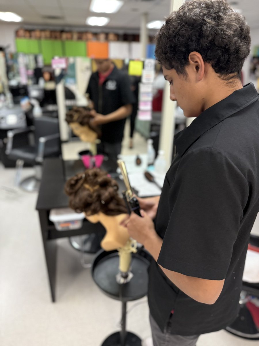 What a joy it is to visit our CTE programs. Thank you Navarro ECHS!