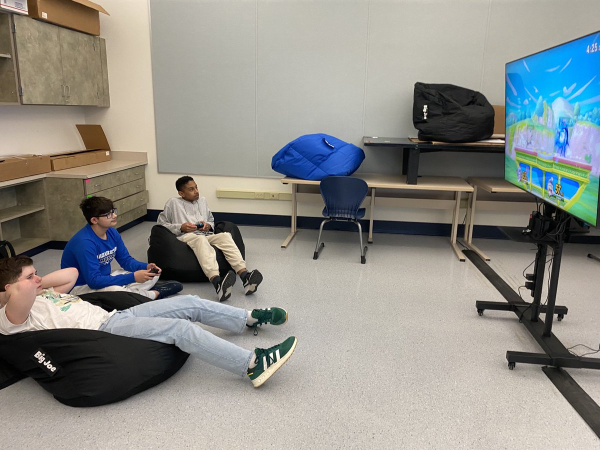 Our final spring season match today for Smash Bros! <a href="/PSELesports/">Pennsylvania Scholastic Esports League</a> <a href="/playvs/">PlayVS</a> let’s do this!