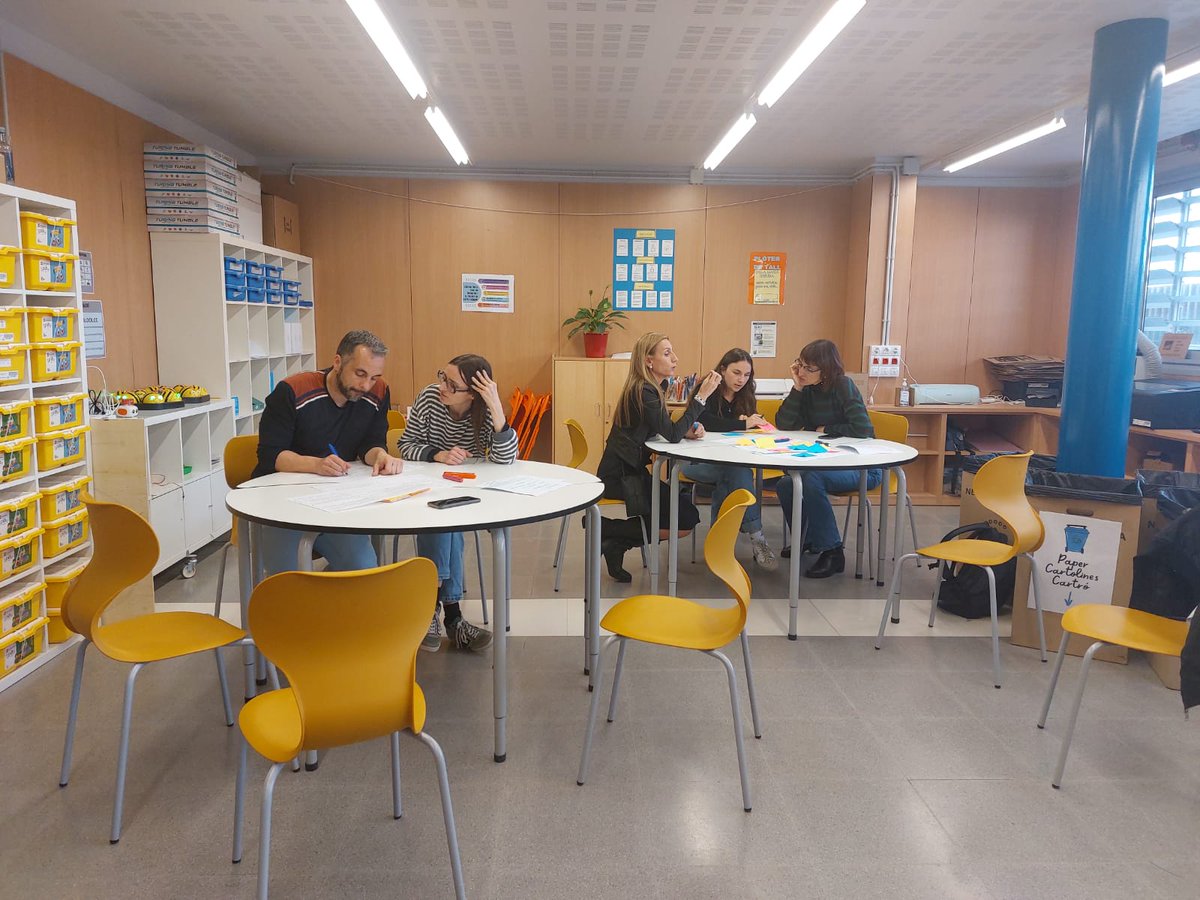 Jornada "Organitzem hackatons a Lleida?" avui a l'aula maker del Parc del Saladar d'Alcarràs amb <a href="/cesirecat/">CESIRE</a> #ProgramaFAIG #Hackathon