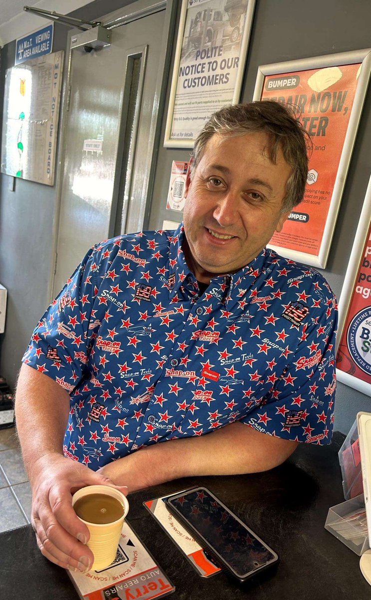 Happy Birthday Meurig! 🎉🎂 

Happy Birthday to Meurig at Terry’s Auto Repairs! Thank you for your continuous support you offer to Chirk CC!

With over 30 years’ experience in the motor industry, Terry’s Auto Repairs’ technicians are fully trained in all aspects of car servicing.