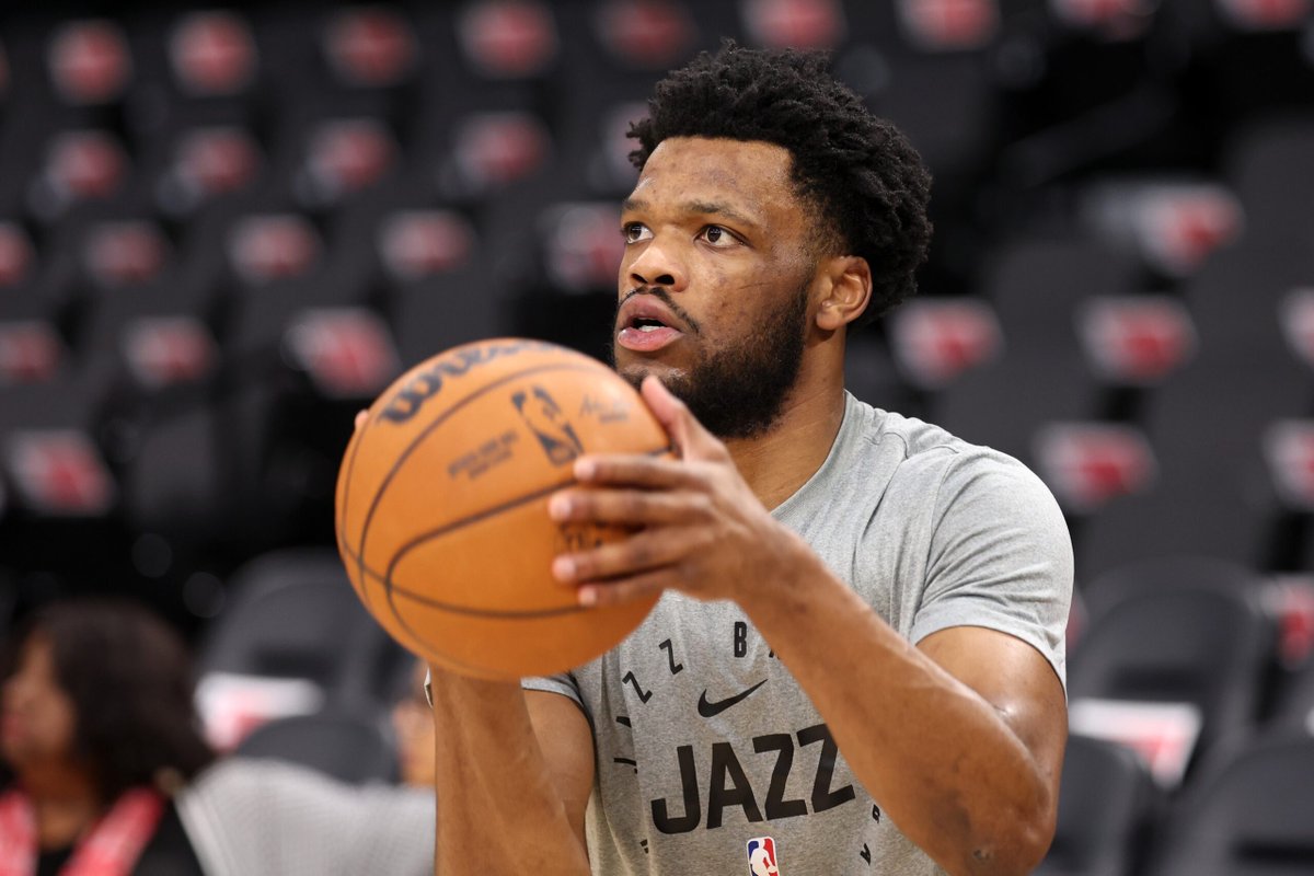 Jazz's Elijah Harkless Named NBAGL Most Improved Player hoopsrumors.com/2025/04/jazzs-…