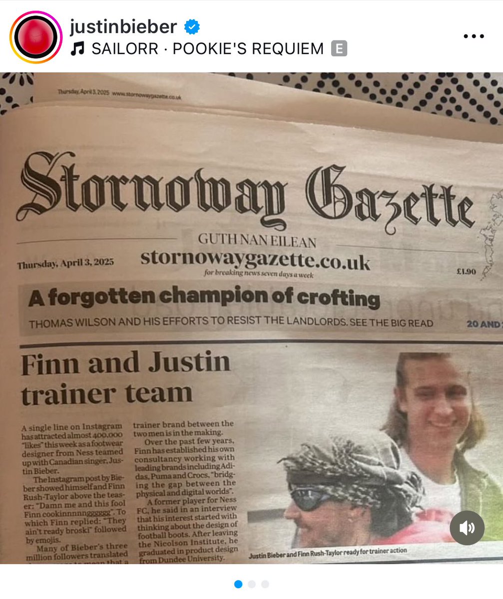 sweenyness's tweet photo. Justin Bieber just posted a photo that was taken on my parent’s kitchen table a few hours ago https://t.co/jaroaGSqD9