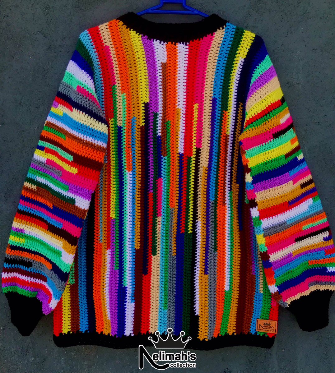 nelimahh's tweet photo. I asked Chat GPT to create for me images of models wearing my crochet sweaters and here is how it went 🤭
🧵 https://t.co/2IFLARIesF