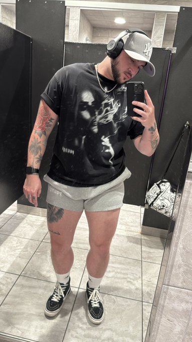 Watch JAKE ORION 🏳️‍⚧️'s leaked NSFW photo on TwXstars