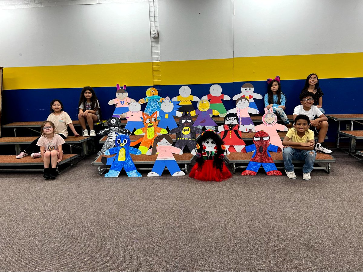 Mary Hull Learning Tree students were so excited to create their #cardboardkidssa and have then on display <a href="/NISDMaryHull/">Mary Hull</a>
STEM Program tonight! #thisisnisd <a href="/LT_AlbertM/">Albert Martinez</a> <a href="/NISDLearningTre/">Learning Tree</a>