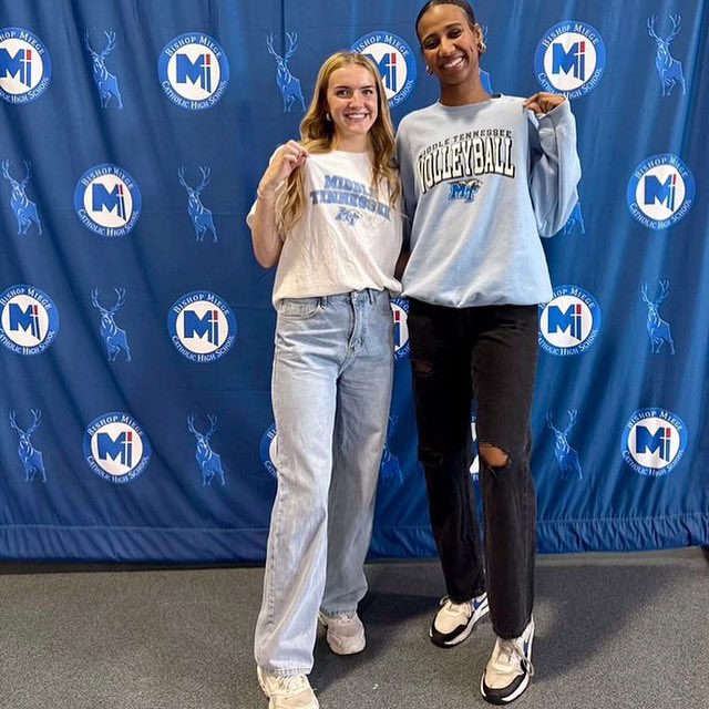 Two athletes, two sports, one school: Seniors Trinniti Stevens and Kirston Verhulst from Bishop Miege are BOTH attending Middle Tennessee State next year at the D1 level. 
Trinniti Stevens for volleyball and Kirston Verhulst for basketball. #sportsinkansas