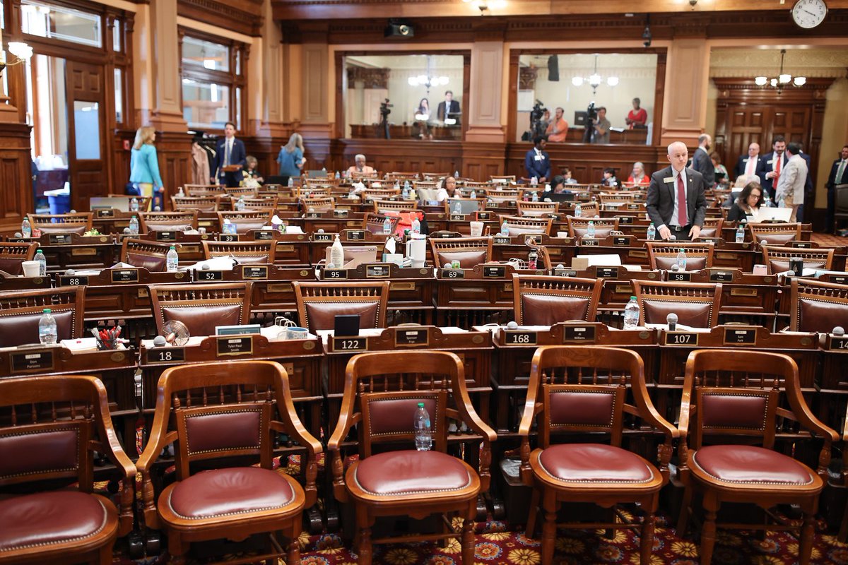 A picture is worth a 1,000 words.

Yesterday, when it came time to vote on common sense legislation to end taxpayer funding of transgender surgery for criminals - my Democrat colleagues chose to flee the Chamber.

As your Rep., I will always fight to protect your valuable tax