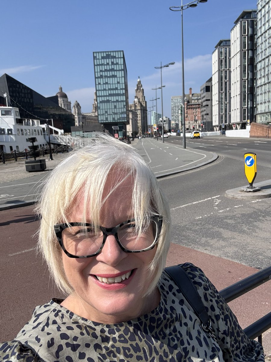 Sharon Senior (@1sharonsenior) on Twitter photo Breakfast in Manchester <a href="/CIPD_North/">The CIPD in Northern England</a> Senior People Professionals Network talking about inclusive workplace cultures. Hot footed it to a breezy <a href="/LpoolCityRegion/">Liverpool City Region</a> for a design workshop for the Office for Public Service Innovation. A top day 🤩 Breakfast in Manchester <a href="/CIPD_North/">The CIPD in Northern England</a> Senior People Professionals Network talking about inclusive workplace cultures. Hot footed it to a breezy <a href="/LpoolCityRegion/">Liverpool City Region</a> for a design workshop for the Office for Public Service Innovation. A top day 🤩