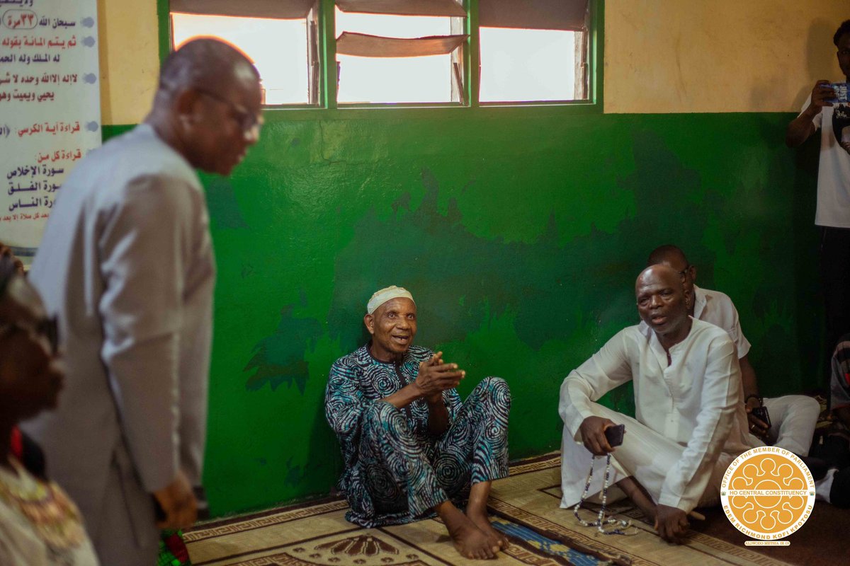 edemkpotosu's tweet photo. Looking back on my visits to our Muslim communities during Ramadan. It was a great time sharing prayers, conversations, and moments of reflection.
I am grateful for the warmth and hospitality we share in #Hocentral
#TBT #CommunityEngagement #HoMP https://t.co/wiDYhDjIDU
