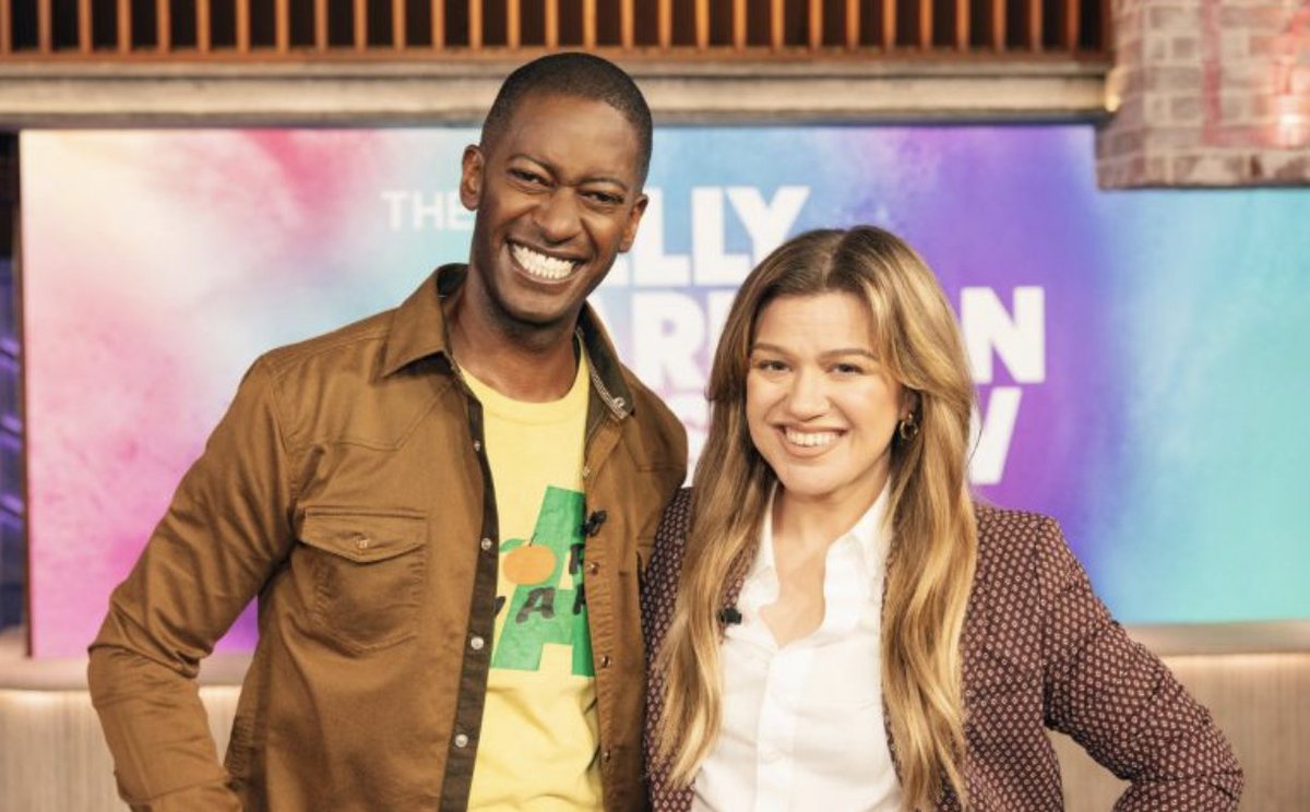 Edward Humes (@edwardhumes) on Twitter photo "It's never been more important to grow food for yourself and your family, store rainwater, and connect with your community," says <a href="/CropSwapLA/">Crop Swap LA</a> Jamiah Hargins on the <a href="/KellyClarksonTV/">The Kelly Clarkson Show</a> show. He's the urban farmer visionary I wrote about in "Total Garbage." youtube.com/watch?v=AHFCFW… "It's never been more important to grow food for yourself and your family, store rainwater, and connect with your community," says <a href="/CropSwapLA/">Crop Swap LA</a> Jamiah Hargins on the <a href="/KellyClarksonTV/">The Kelly Clarkson Show</a> show. He's the urban farmer visionary I wrote about in "Total Garbage." youtube.com/watch?v=AHFCFW…