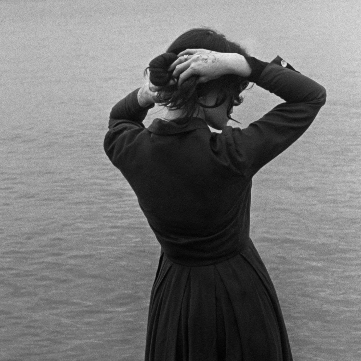 Northern Transmissions Video of the Day is Furthest Limb by Rachel Bobbit. The video was directed by Colin Medley, the song is now available via Fantasy records northerntransmissions.com/furthest-limb-… #VideoOfTheDay #RachelBobbit
