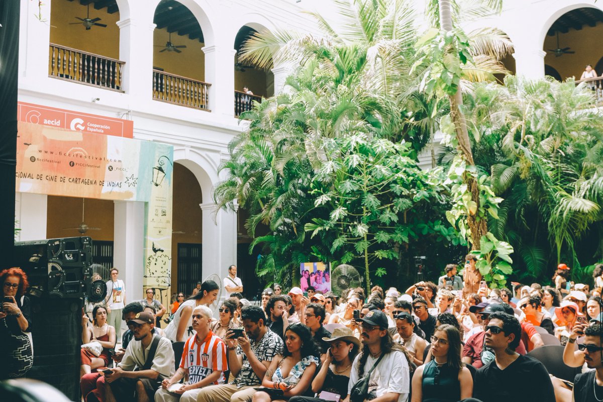 Alejandro B. tweet media