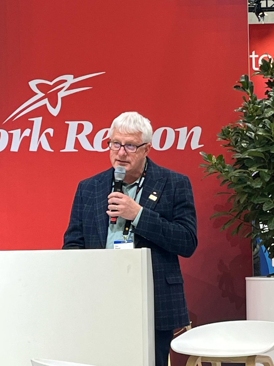 RH_EcDev's tweet image. Richmond Hill Mayor @DavidWestRH was proud to represent York Region and the City of Richmond Hill when he addressed @hannover_messe attendees of the Collaborating for Precision - How Partnerships Drive Manufacturing Innovation panel.
#RHInnovation #ThinkingForward #HM25 #YRtech