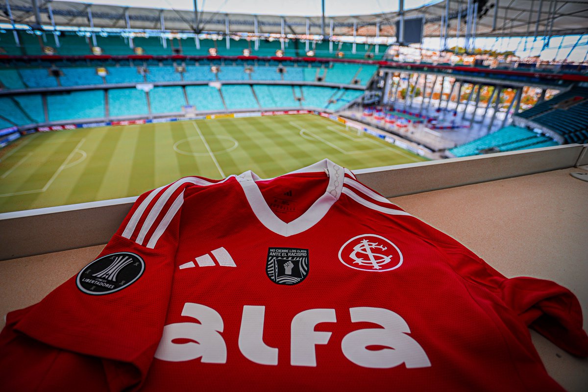 Não feche os olhos para o racismo! ✊🏿
¡No cierre los ojos ante el racismo! ✊🏿