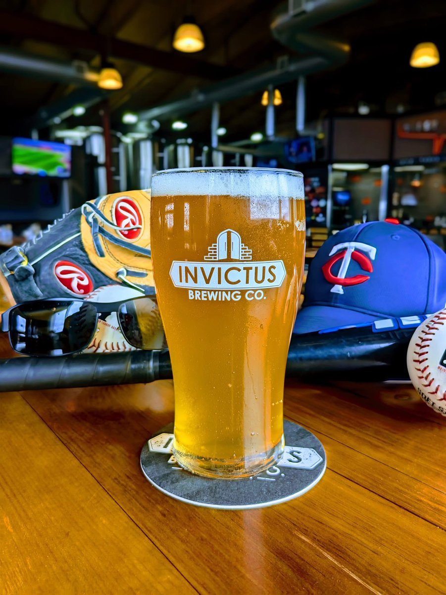 Special Beer Release For Twins Home Opener!
Vaughn’s Fastball – Honey Blonde Ale 4.7%