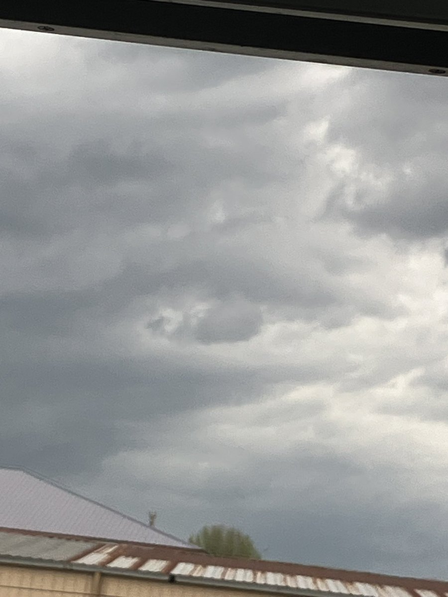 Rshelton0051's tweet image. Weather happening in Monticello Wayne county currently! #wkyt @JimWKYT @Kentuckyweather #severweather @ryanhallyall