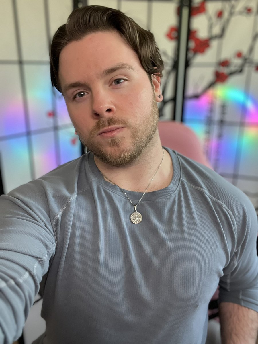 If you see this you’re doing amazing 💜

twitch.tv/yesterdaysyouth