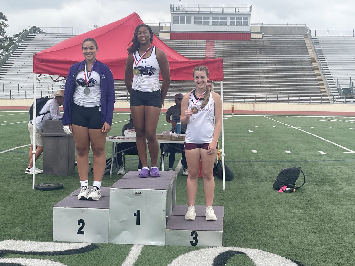 Area 🚨! 3 more tickets punched for the next round! #ReignCain ⁦<a href="/KleinCain/">Klein Cain HS</a>⁩ ⁦<a href="/KCAINATHLETICS/">Klein Cain Athletics</a>⁩