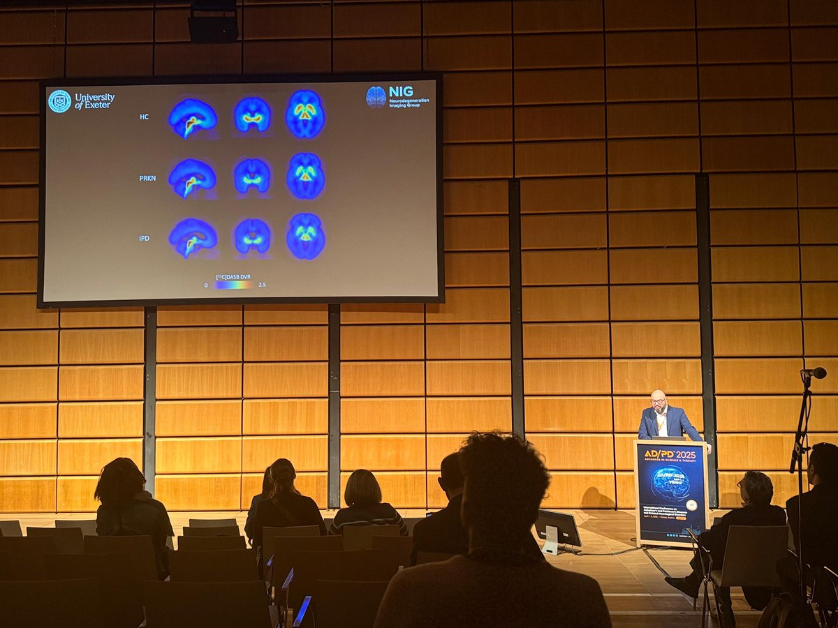 PolitisNIG tweet media