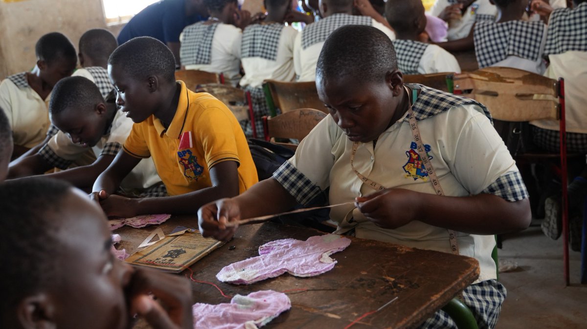 Eunikare's tweet photo. Stronger together! The Cycle of Care Project is fostering a culture where all children—boys and girls—learn, support, and uplift each other. From menstrual health education to hands-on skills, we are creating a future where care knows no gender. #CycleOfCare
#Eunikare https://t.co/AzVKJEA4q6