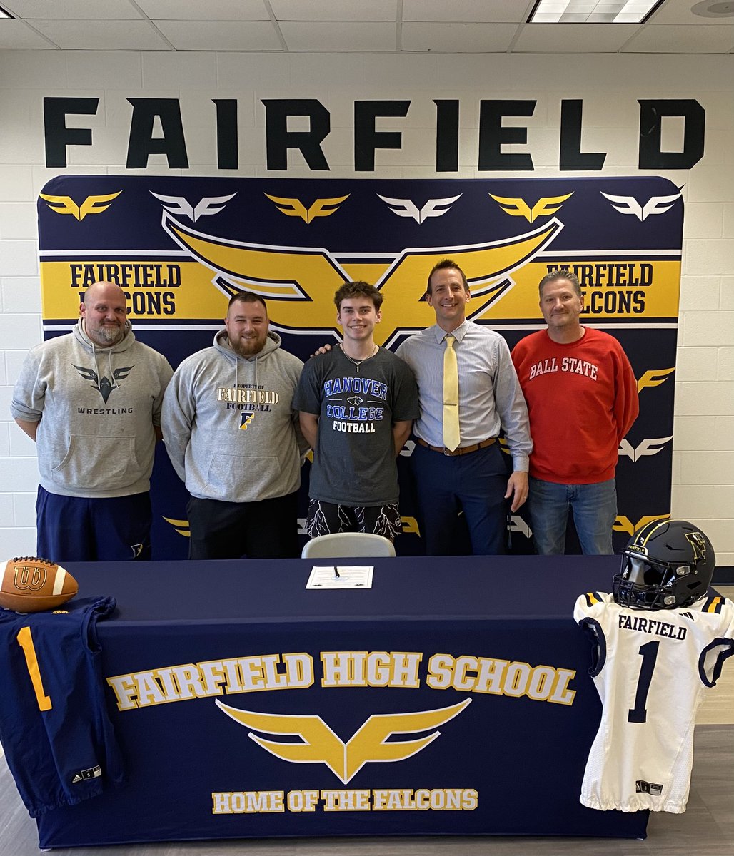 Signed and sealed! #1 Jackson Henry is off to Hanover next year to continue his academic and football journey!

Very thankful for Jackson’s commitment and leadership to our young football program. Hard work and trusting the process pays off for him! Proud of you 👏