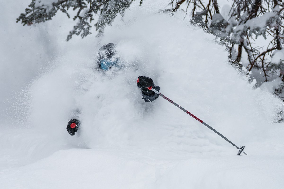 Winter's last hurrah.

📍: Alta Ski Area
🗓️: April 1, 2025
📷: Daniel Gajda &amp; Tyler Struss