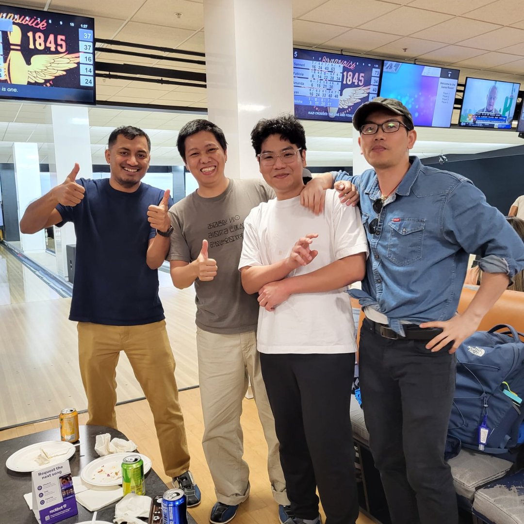 essie_uf's tweet image. Yesterday afternoon, 50 ESSIE students participated in our bowling tournament to celebrate #GraduateStudentAppreciationWeek! 🎳 🏆 We ❤️ all of our graduate students! #GoGators