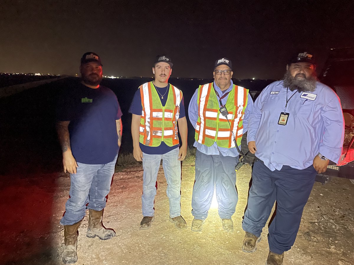 hcdd_1's tweet photo. Big thanks to the City of McAllen Engineering &amp; Public Works for their support during last week’s flood operations! 🙌 Your help made a difference! #ValleyStrong #gohcdd1 https://t.co/p2gRE7PZzd