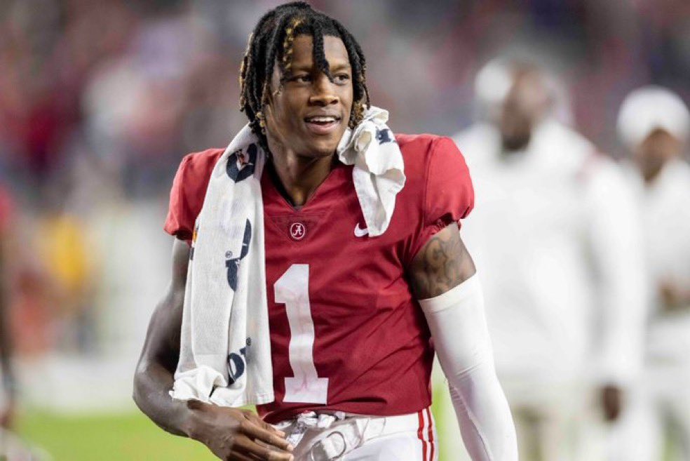 Lions WR Jameson Williams is switching to No. 1, the same number he wore at Alabama.