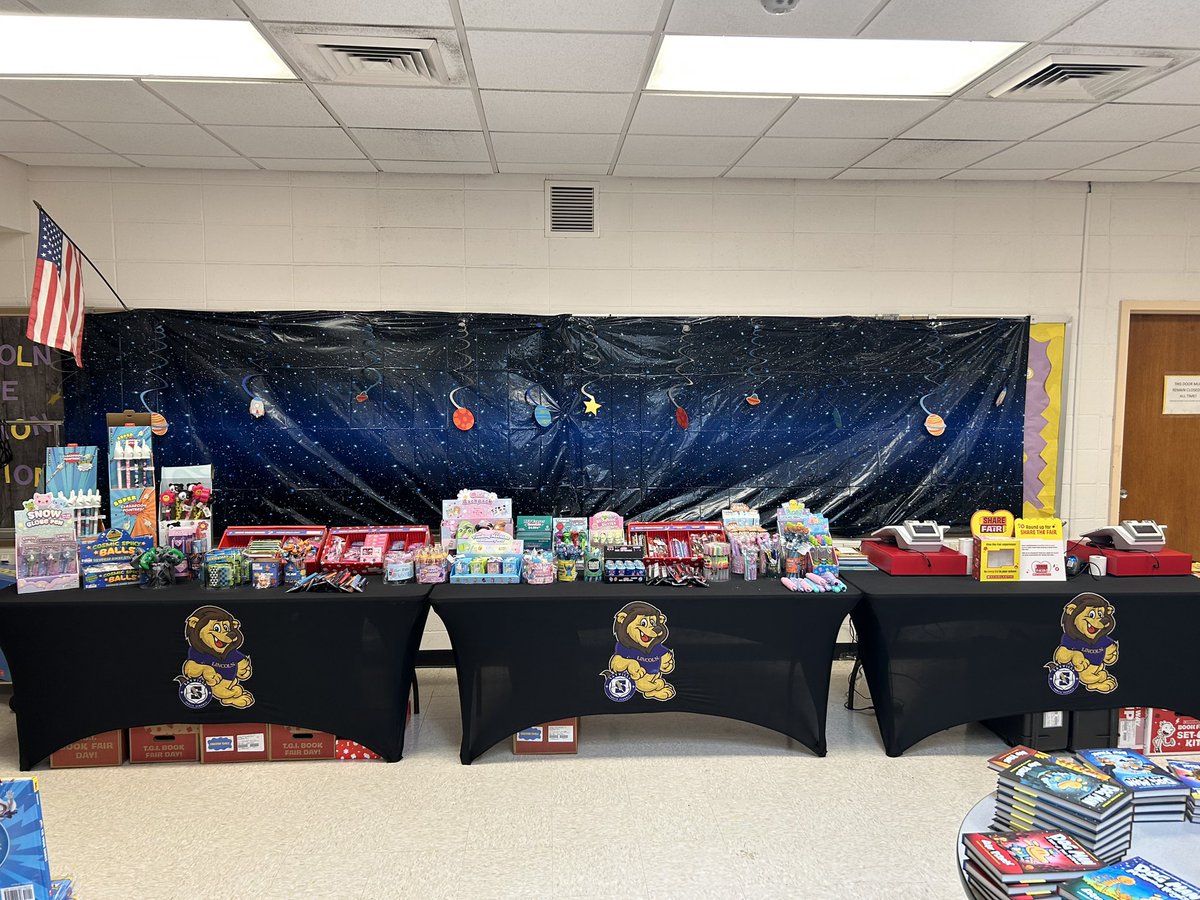 Scott Bullis (@sblincolnave) on Twitter photo You gotta love the Spring Scholastic book Fair with BOGO!!!! <a href="/Lincoln_Learns/">Lincoln Avenue Elementary School</a> You gotta love the Spring Scholastic book Fair with BOGO!!!! <a href="/Lincoln_Learns/">Lincoln Avenue Elementary School</a>