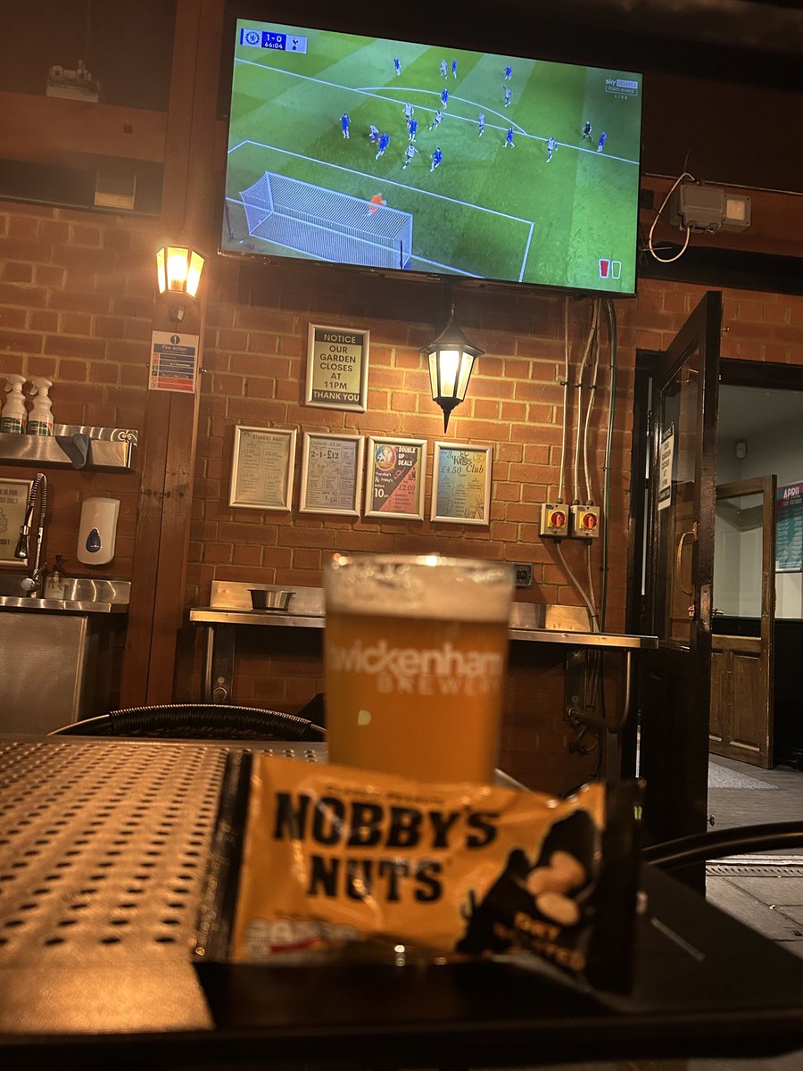 NormanBrennan's tweet image. Well as I’ve been a good hardworking boy I’ve nipped out to watch 2nd half of Chelsea v Tottenham; was here in my local Sat good mate Nick had his New car Nicked 3 weeks ago lives local to me told me it was 3rd car nicked on his little estate #LAWLESS BRITAIN with No Consequences