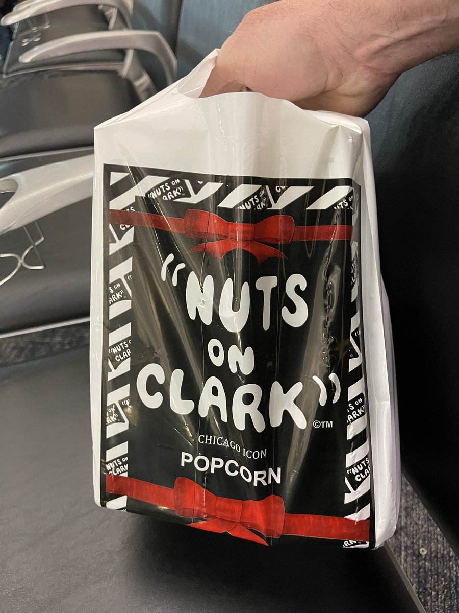 Lonely Mountain Mining 🛡️ (@ericwynnus) on Twitter photo Flying through Chicago for an emergency. But, I still got get some <a href="/NutsOnClark/">NutsOnClark</a>
Truly some of the best popcorn ever! Flying through Chicago for an emergency. But, I still got get some <a href="/NutsOnClark/">NutsOnClark</a>
Truly some of the best popcorn ever!