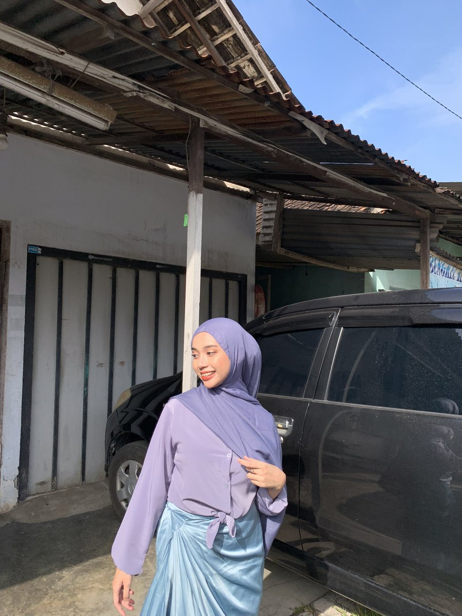 XR kameranya bagus padahal… kalo ga ada pertimbangan lain kayaknya ga minat upgrade HP deh😭

Kemarin bandingin foto di spot yang sama:

Iphone 13                              Iphone XR